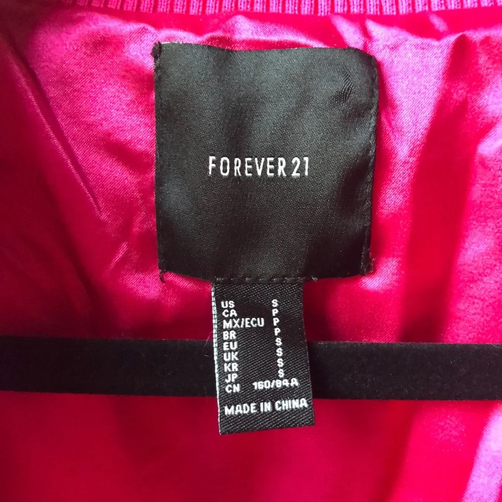 Super Soft Hot Pink Bomber Jacket Like New, Forever 21, Small - Picture 2 of 3